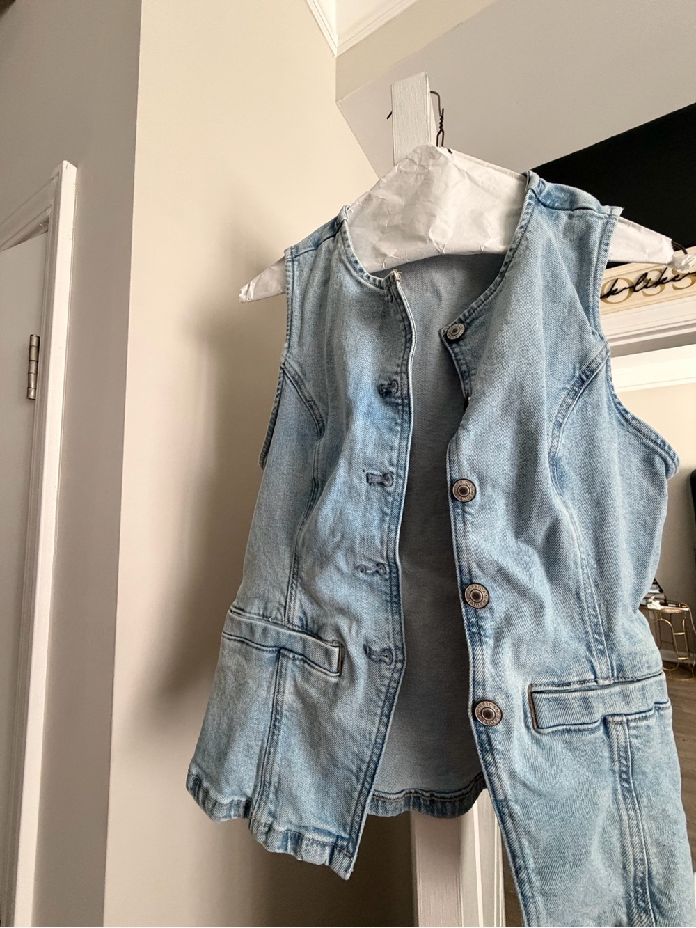 American Eagle Outfitters Light Blue Denim Vest